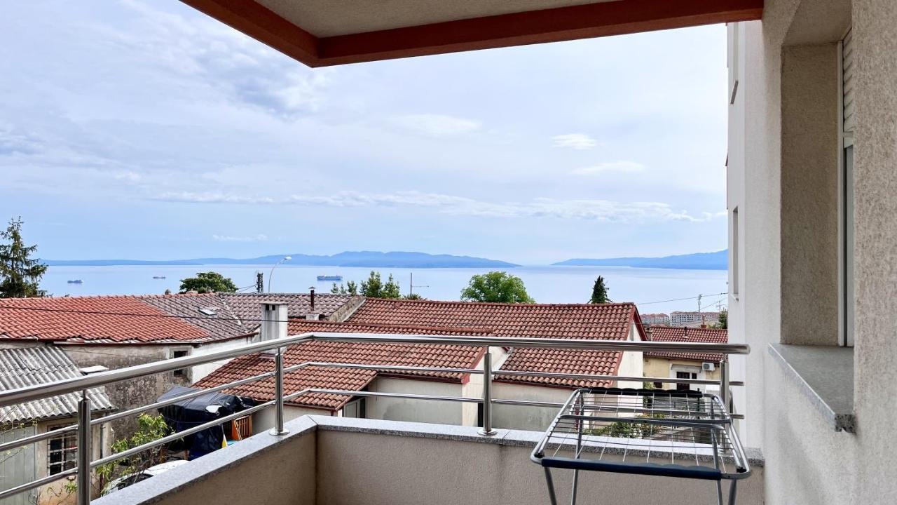 Appartement Peachy House à Rijeka Extérieur photo