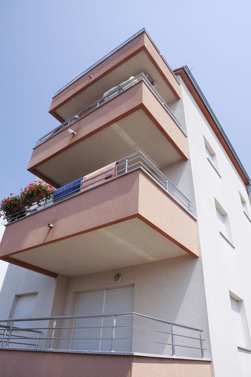 Appartement Peachy House à Rijeka Chambre photo