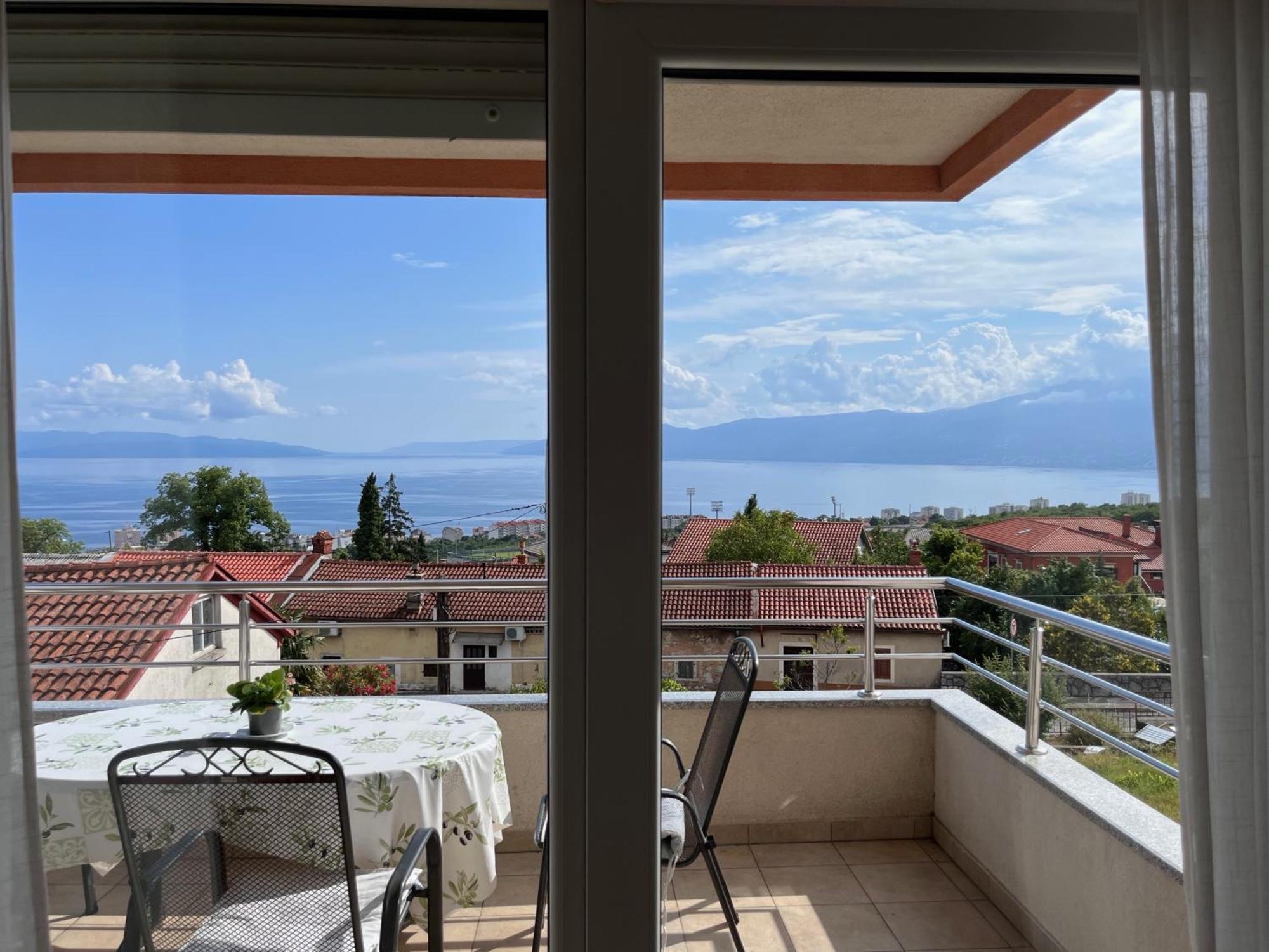 Appartement Peachy House à Rijeka Extérieur photo